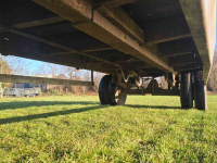 Agricultural wagon  Balenwagen / Platte wagen / landbouwaanhanger
