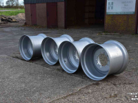 Wheels, Tyres, Rims & Dual spacers  30.5X24