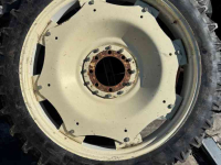 Wheels, Tyres, Rims & Dual spacers  9.5R44