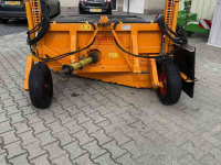 Onion harvester Samon Favorite 2000 en Keulmac 1500 frontklapper