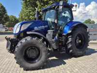Tractor New Holland T7.230 PC 40-eco, Lucht, Fronthef, geveerde cvooras en cabine BluePower