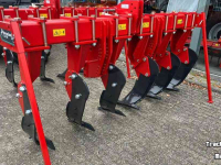 Deep subsoiler Kverneland CLI 630 Voorzetwoeler