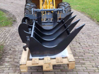 Tree harvester  Wortelriek