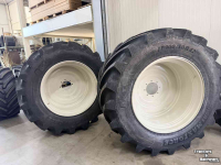 Wheels, Tyres, Rims & Dual spacers BKT 900/50R42 + 710/55R28 of 710/55R30