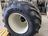 Wheels, Tyres, Rims & Dual spacers BKT 900/50R42 + 710/55R28 of 710/55R30