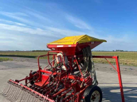 Seed drill Lely Polymat Pneumatische zaaimachine
