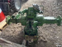 Used parts for tractors John Deere hefdeksel 3030-3130-3040-3140