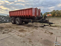 Hooked-arm carrier  container kar