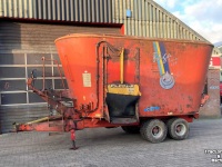 Vertical feed mixer Peecon VME 200 Voermengwagen Voermachines
