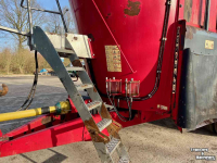 Vertical feed mixer Peecon Airmix Voermengwagen 20 m³