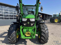 Tractor John Deere 6130R Tractor