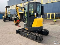 Excavator tracks New Holland E35D graafmachine rupskraan