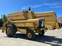 Combine New Holland TX 36 Combine
