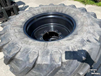 Wheels, Tyres, Rims & Dual spacers  710/70R38 + 600/65R28 Trelleborg TM800
