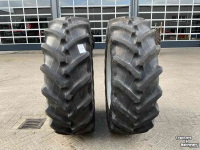 Wheels, Tyres, Rims & Dual spacers Pirelli 520/70 R38 banden op velg