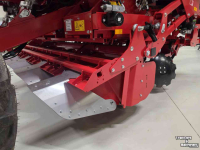 Potato planter Grimme GB430 type 2 | snarenbed pootmachine