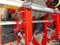 Rotary Hiller Kramer MINOS AGRI 4 rij rijenfrees met aanaarders