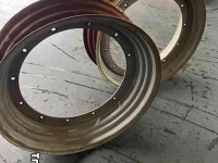 Wheels, Tyres, Rims & Dual spacers Case-IH Set Velgringen  DW10x34 ring eenkant 29cm anderekant 10cm