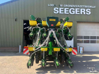 Seed drill Delimbe T5, T14, T15,T18, T20  fronttank, granulaat strooier zaaimachine