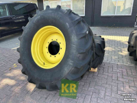 Wheels, Tyres, Rims & Dual spacers Vredestein 600/70R28 Traxion