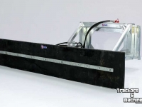 Other horticulture equipment and accessories Qmac Modulo Gummischieber für Wegen 1.80 mtr mit anbau Bobcat