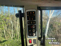 Tractor Massey Ferguson 5613 EFFICIENT