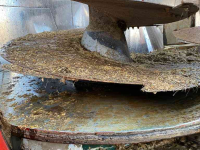 Self-propelled feed mixer RMH Mixellent 24