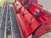 Rotary Tiller Howard Grondfrees met kooirol