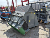 Sawdust spreader for boxes Mehrtens Kv1211
