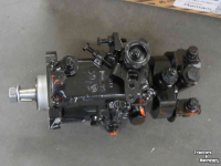 Tractor Ford Brandstofpomp FORD 10serie Parts nr:87801477R